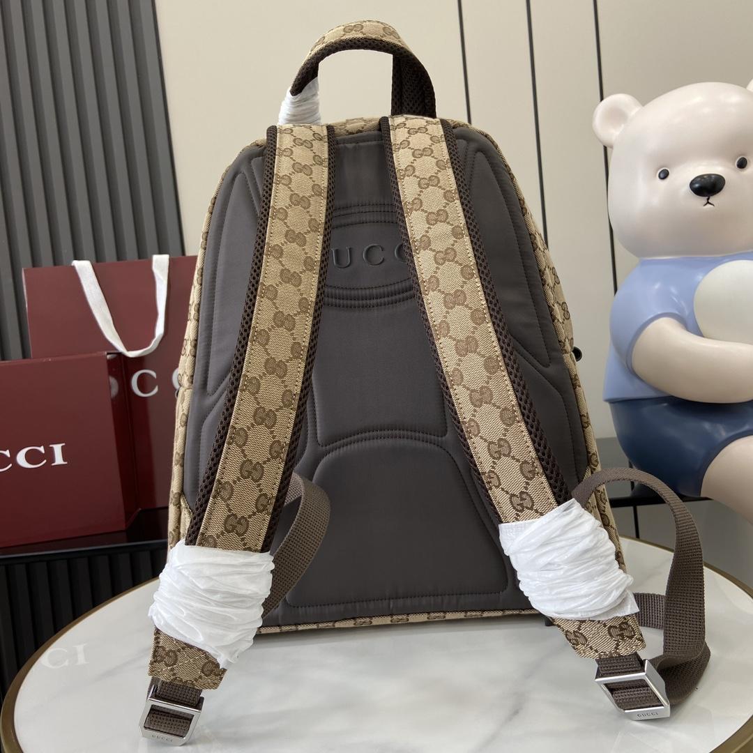 Gucci Medium Backpack With Gucci Logo - DopestKickz