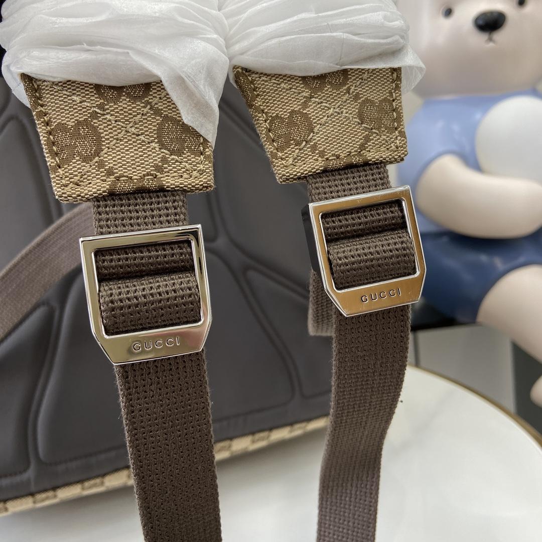 Gucci Medium Backpack With Gucci Logo - DopestKickz