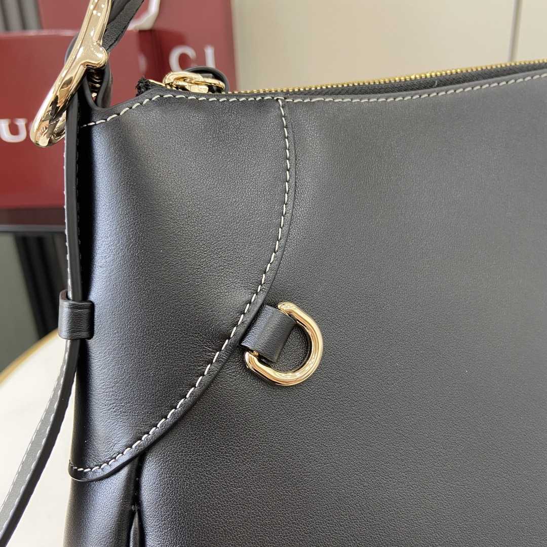 Gucci GG Emblem Medium Shoulder Bag - DopestKickz