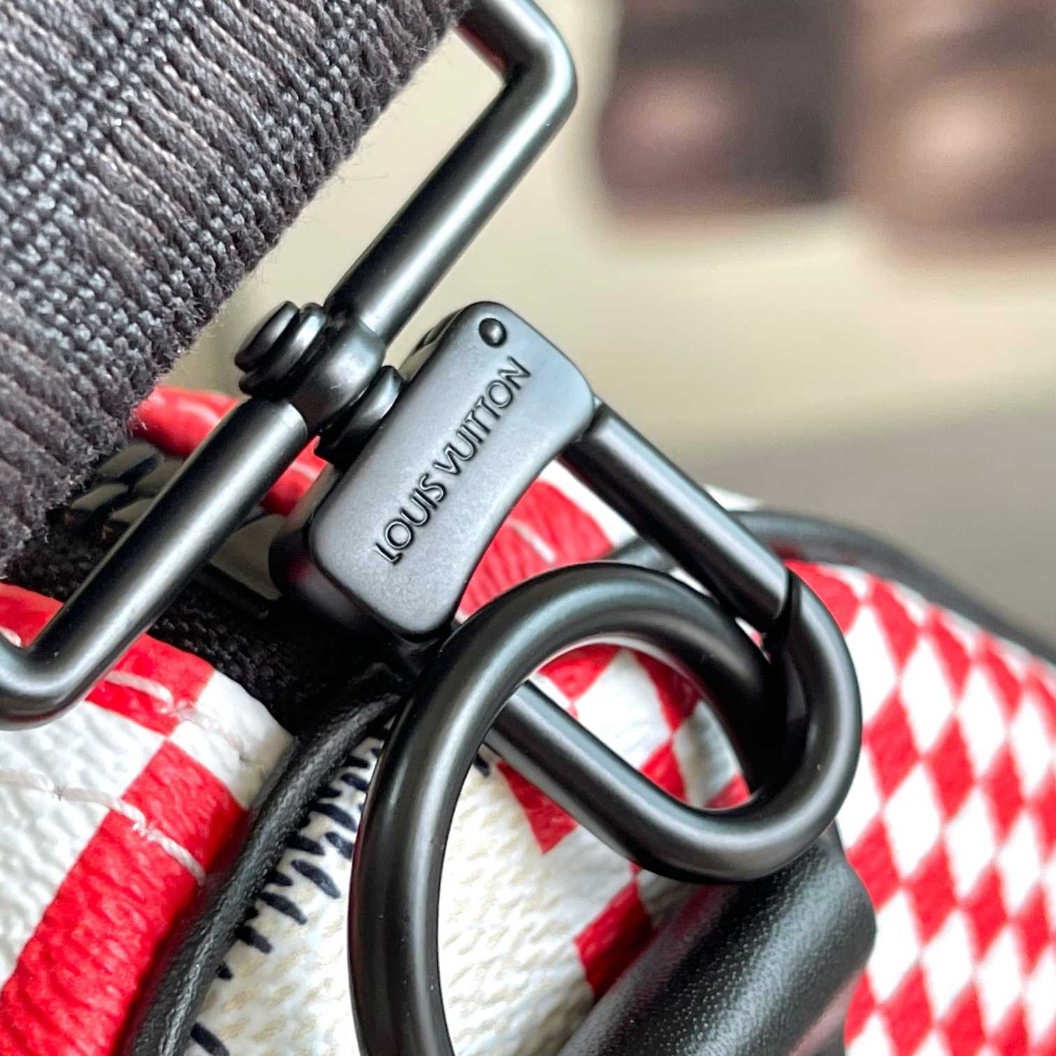 Louis Vuitton Keepall Bandoulière 50   M11674 - DopestKickz