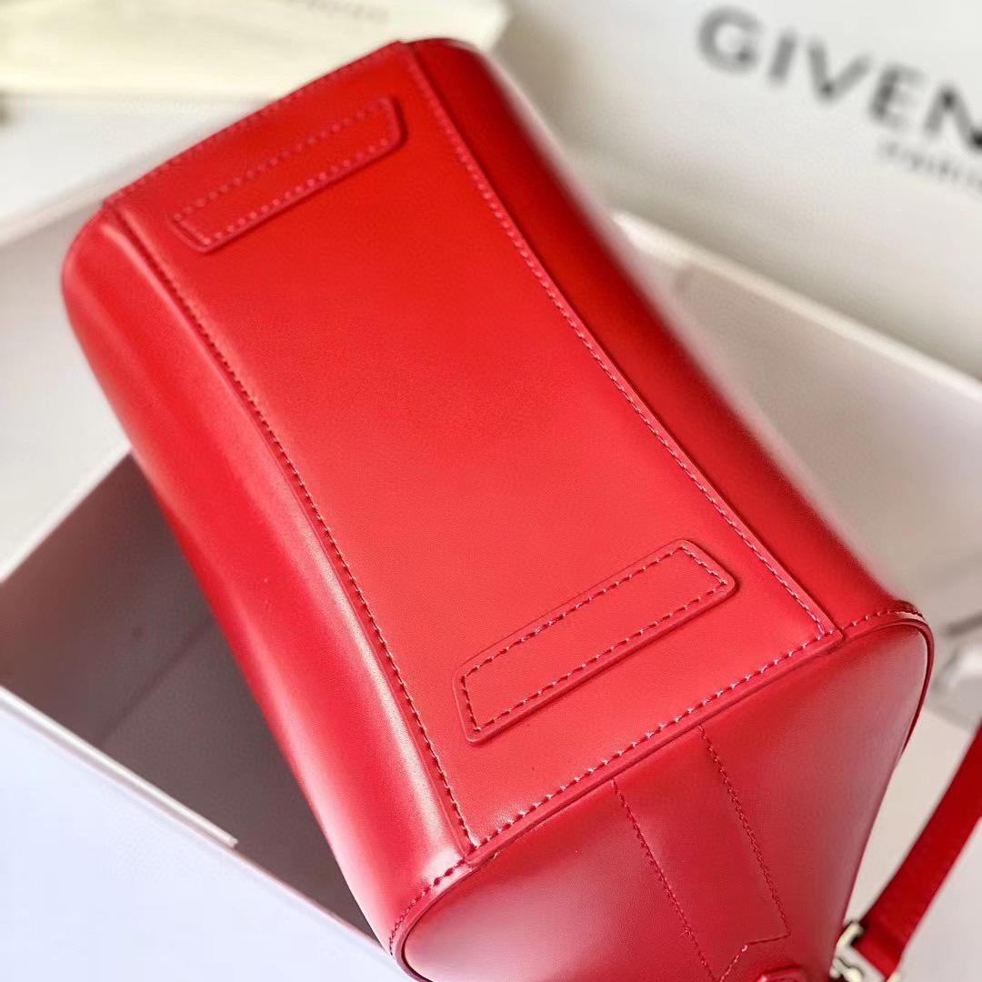 Givenchy Shiny Lord Calfskin Small Antigona Bag   22*27*13cm - DopestKickz