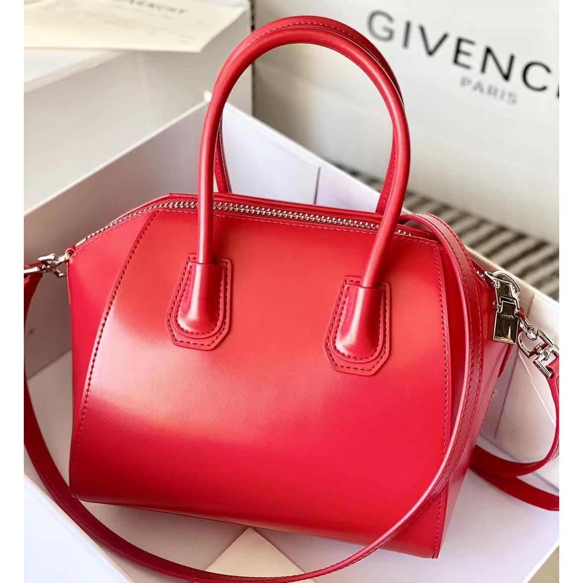 Givenchy Shiny Lord Calfskin Small Antigona Bag   22*27*13cm - DopestKickz