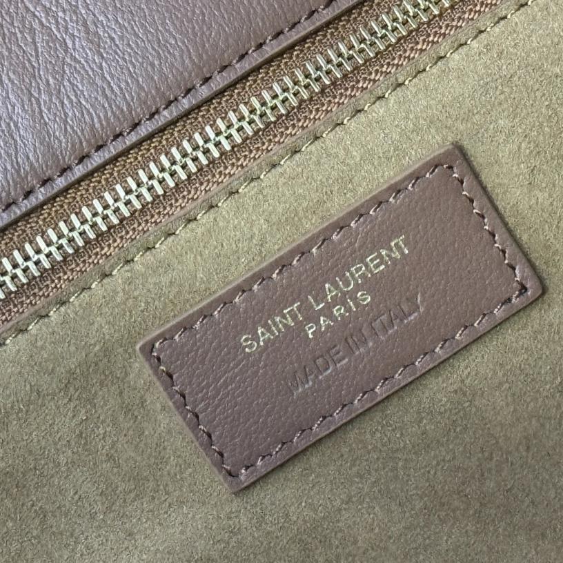 Saint Laurent LE 5 À 7 Bea In Suede - DopestKickz