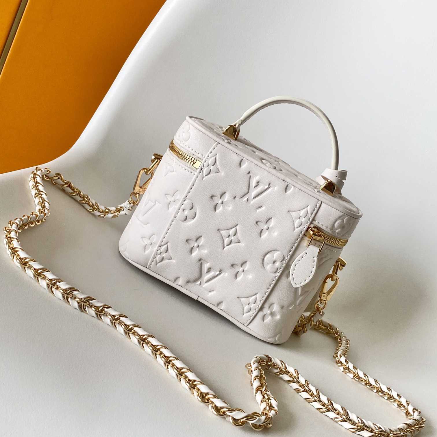 Louis Vuitton Vanity PM   M25219 - DopestKickz