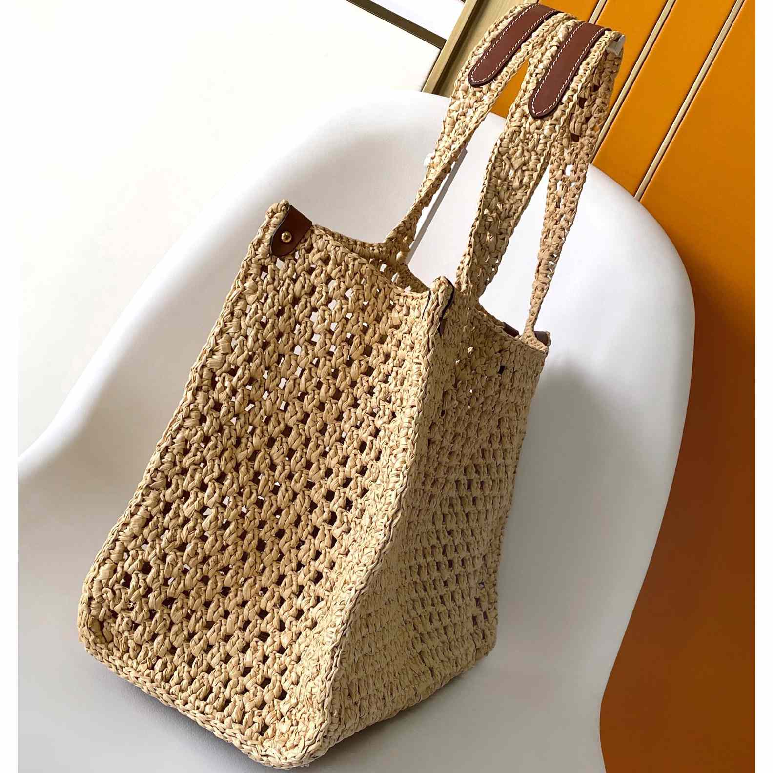 Louis Vuitton OnTheGo MM   M24723 - DopestKickz