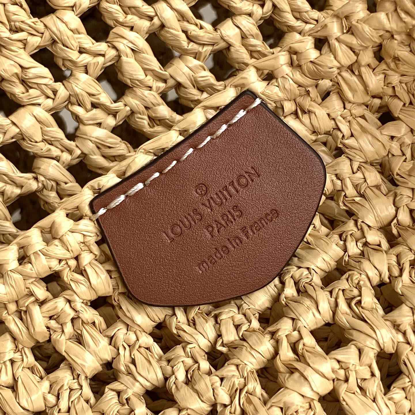 Louis Vuitton OnTheGo MM   M24723 - DopestKickz