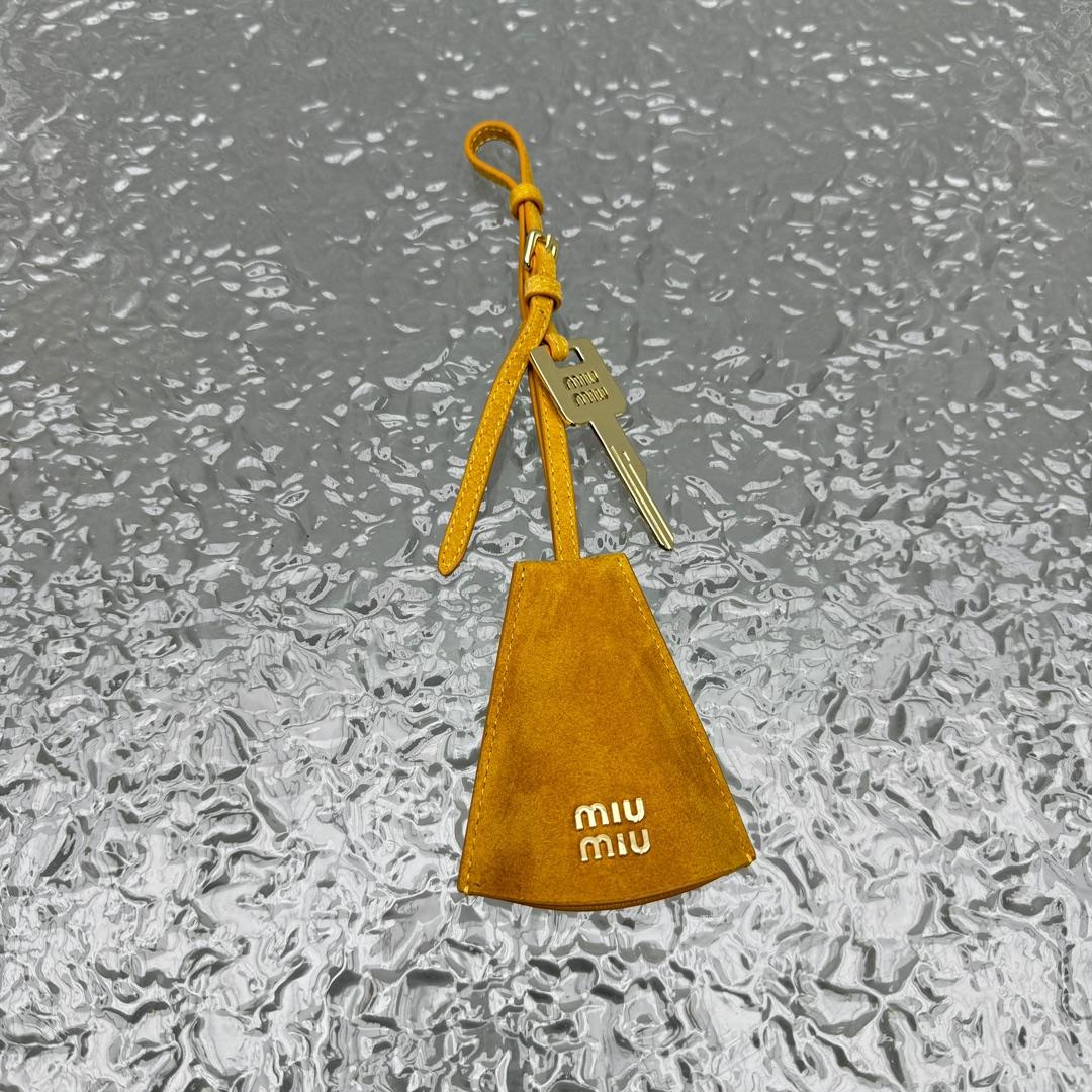 Miu Miu Logo-lettering Leather Trick - DopestKickz