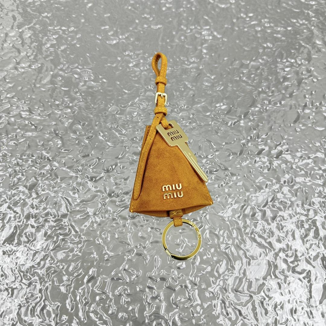 Miu Miu Logo-lettering Leather Trick - DopestKickz