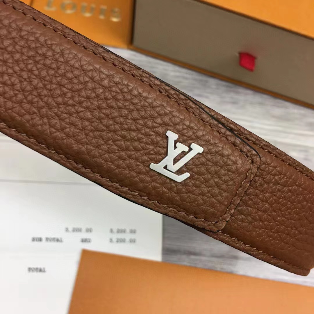 Louis Vuitton Heritage Belt - DopestKickz