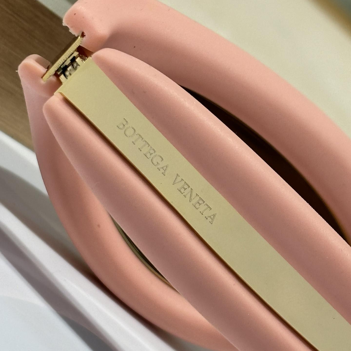 Bottega Veneta BV1211S Sunglasses    - DopestKickz