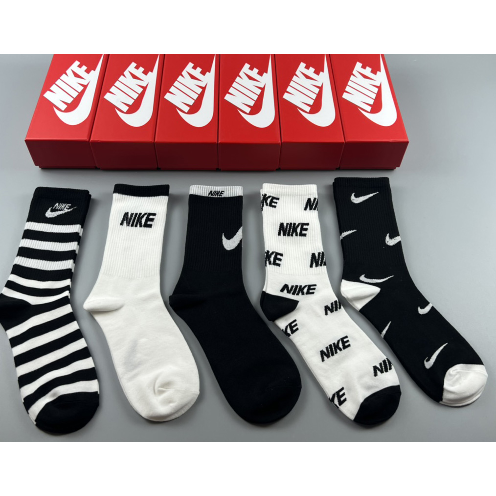 Nike Socks /Box - DopestKickz