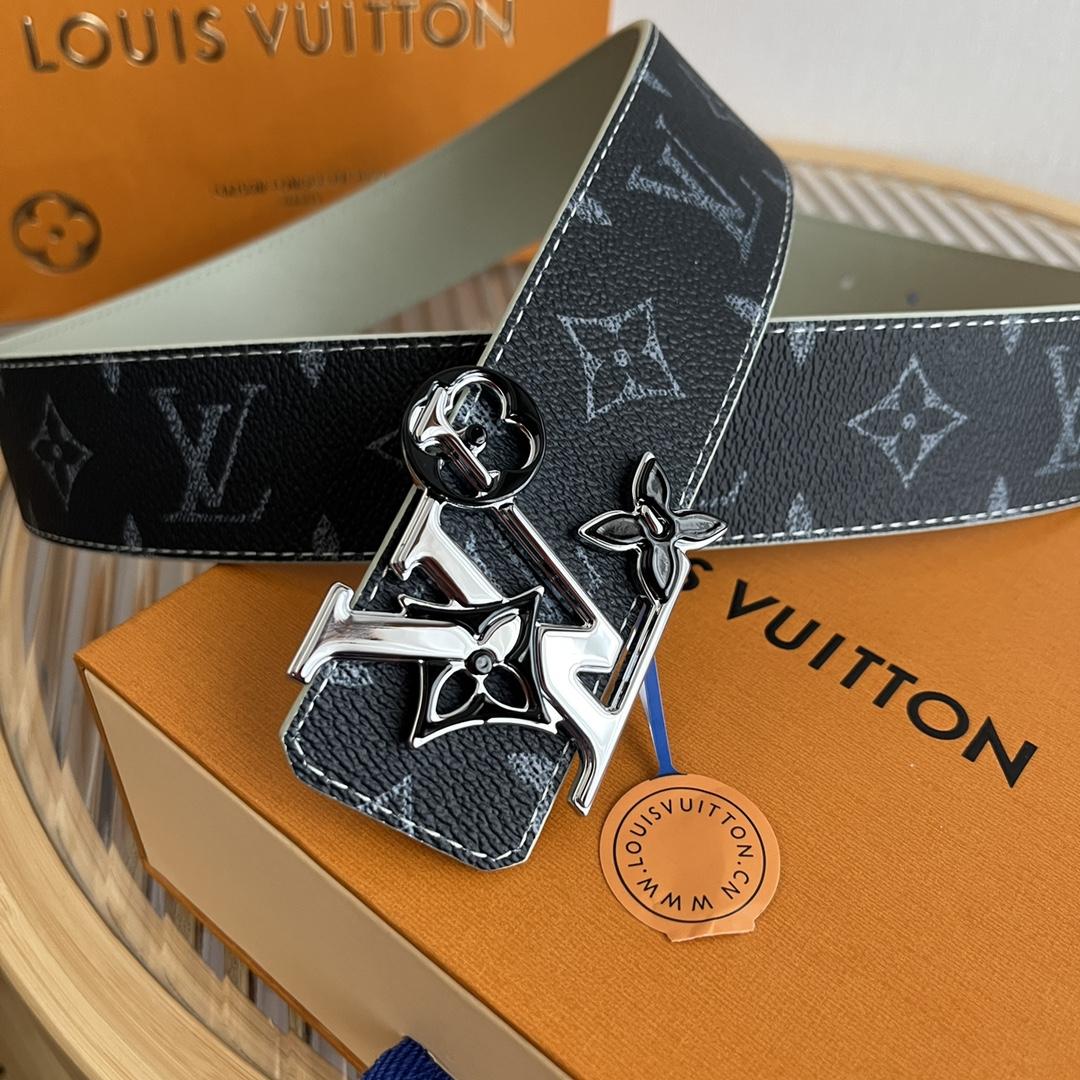 Louis Vuitton LV Initiales 40mm Reversible Belt - DopestKickz