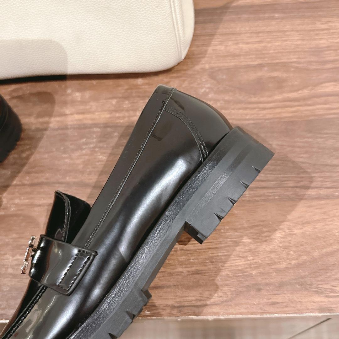 Hermes Faubourg Loafer - DopestKickz