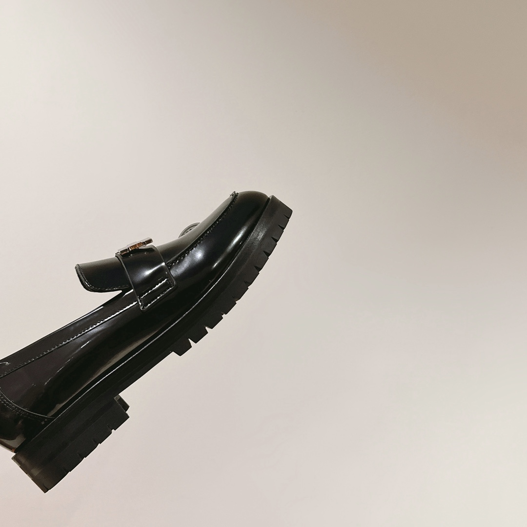 Hermes Faubourg Loafer - DopestKickz