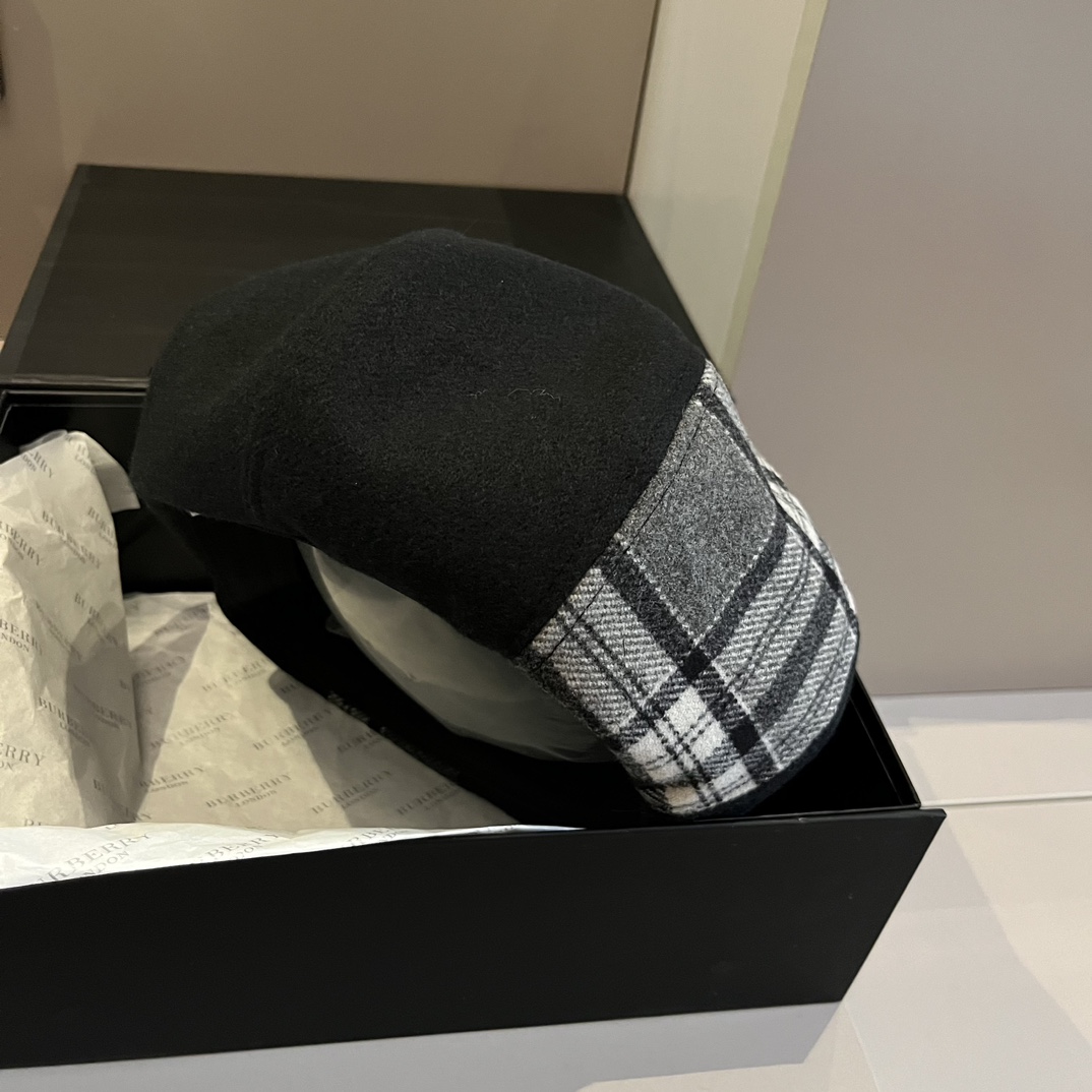 Burberry Beret Hat - DopestKickz