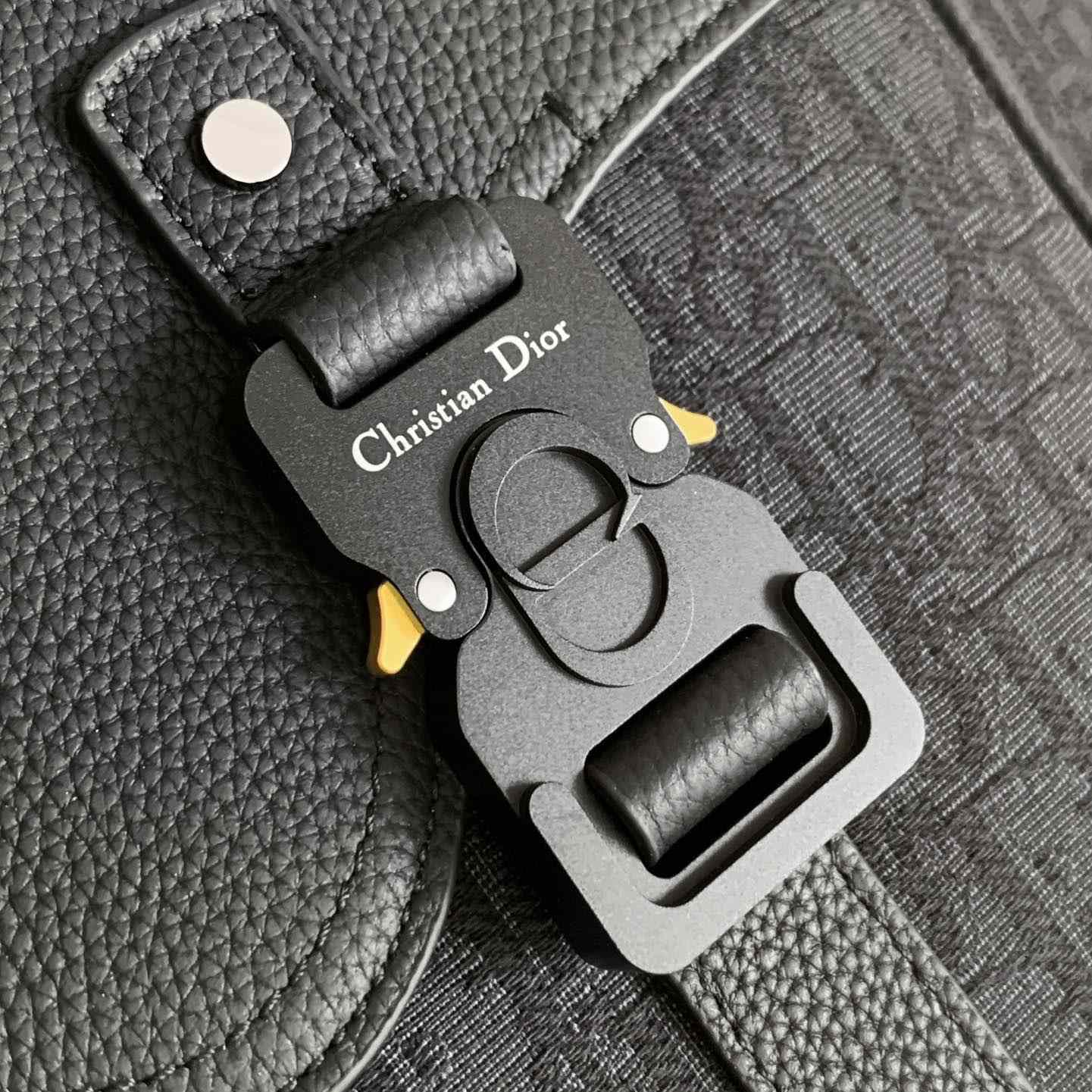 Dior Saddle Tote Bag  - DopestKickz