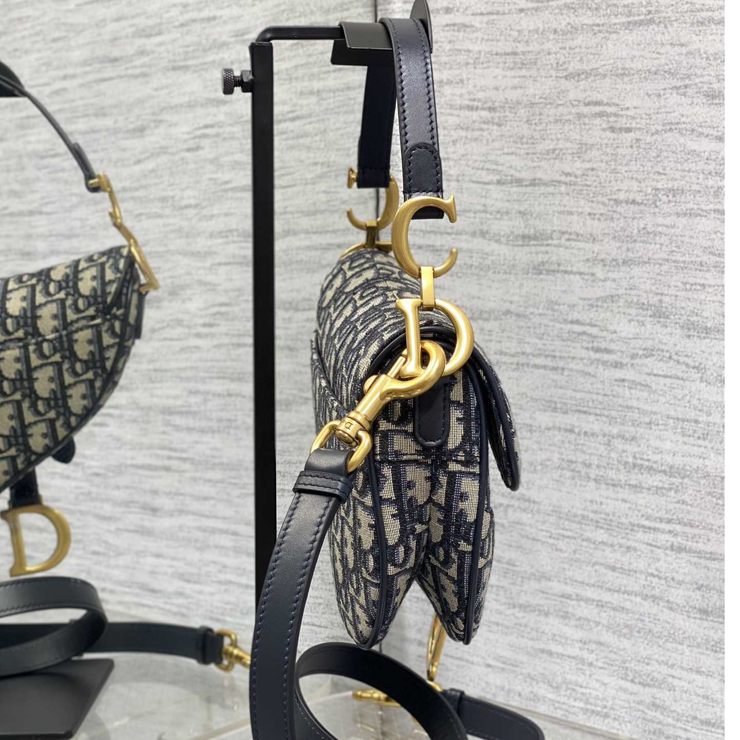 Dior Saddle Bag 17×5×15cm - DopestKickz