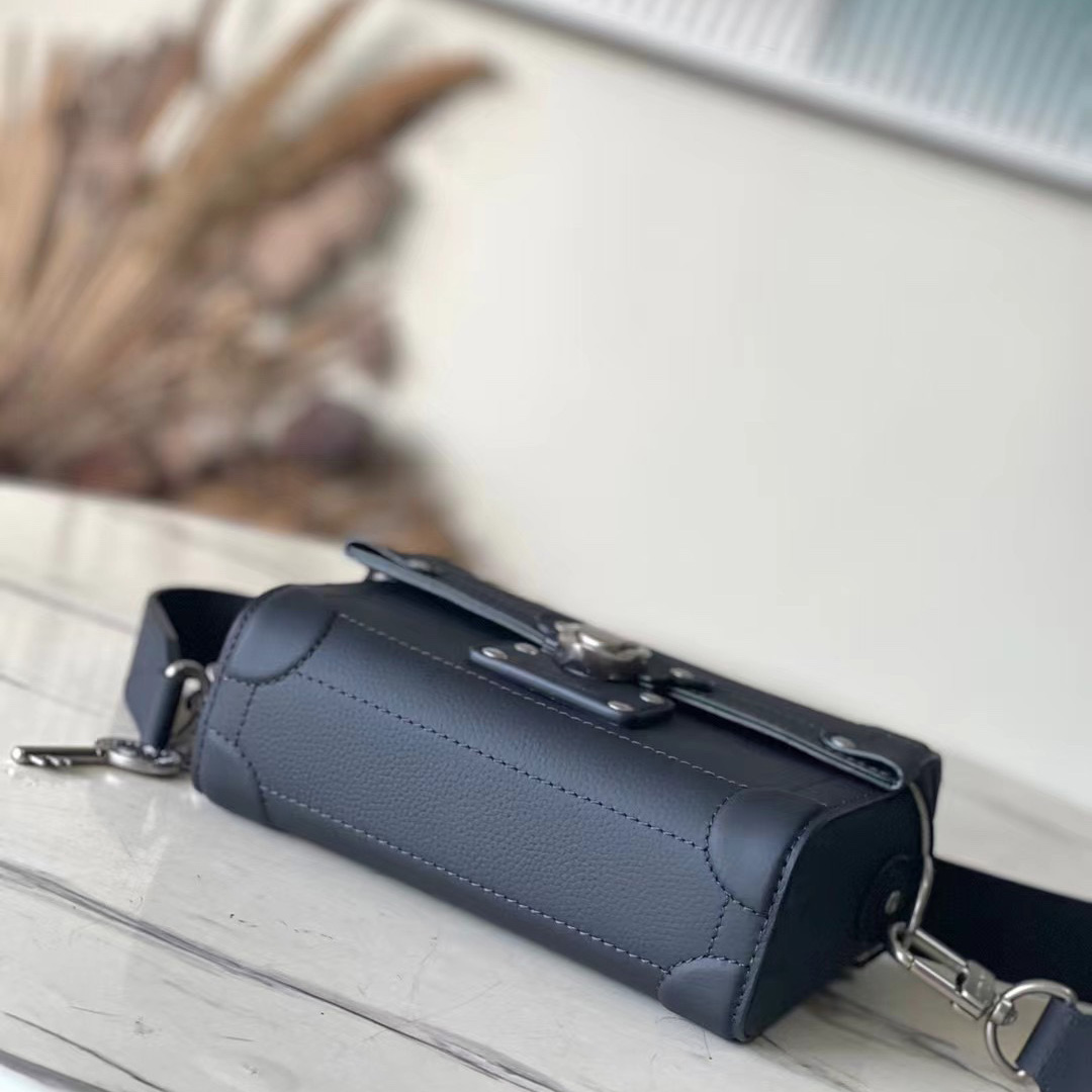 Louis Vuitton Soul Trunk  M11516 - DopestKickz