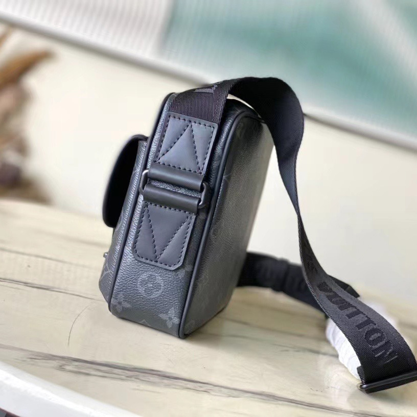 Louis Vuitton Getaway Messenger  M12518 - DopestKickz