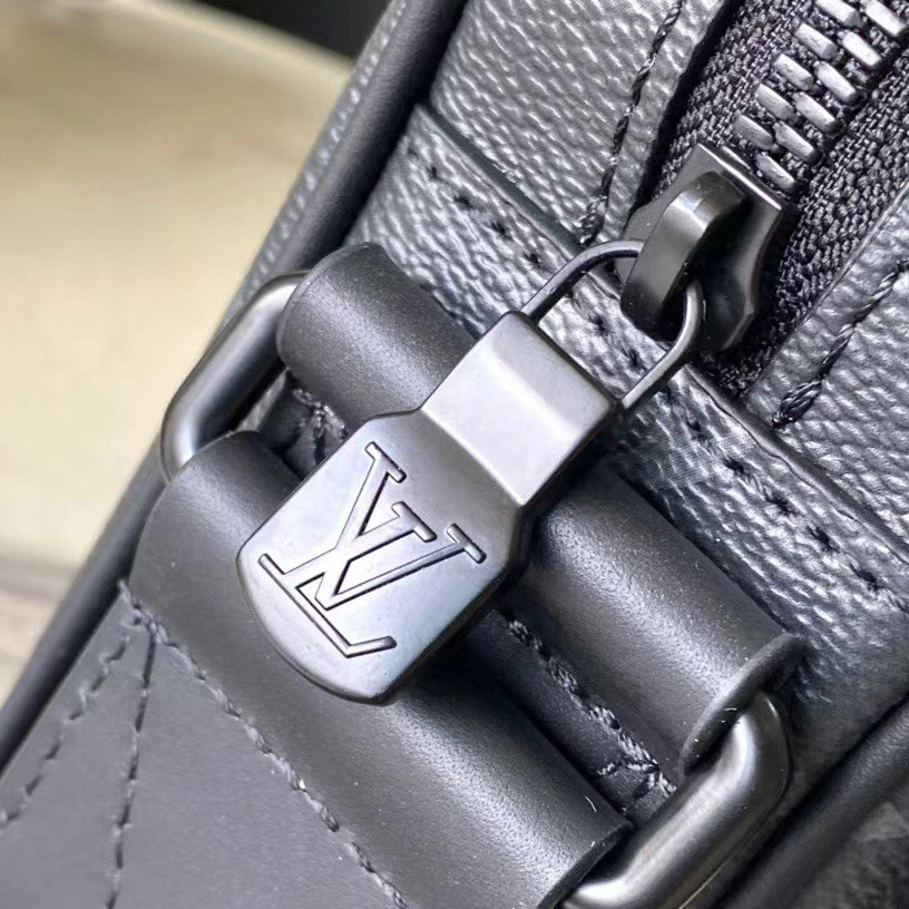 Louis Vuitton Getaway Messenger  M12518 - DopestKickz