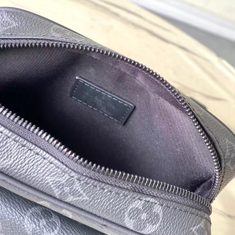 Louis Vuitton Getaway Messenger  M12518 - DopestKickz