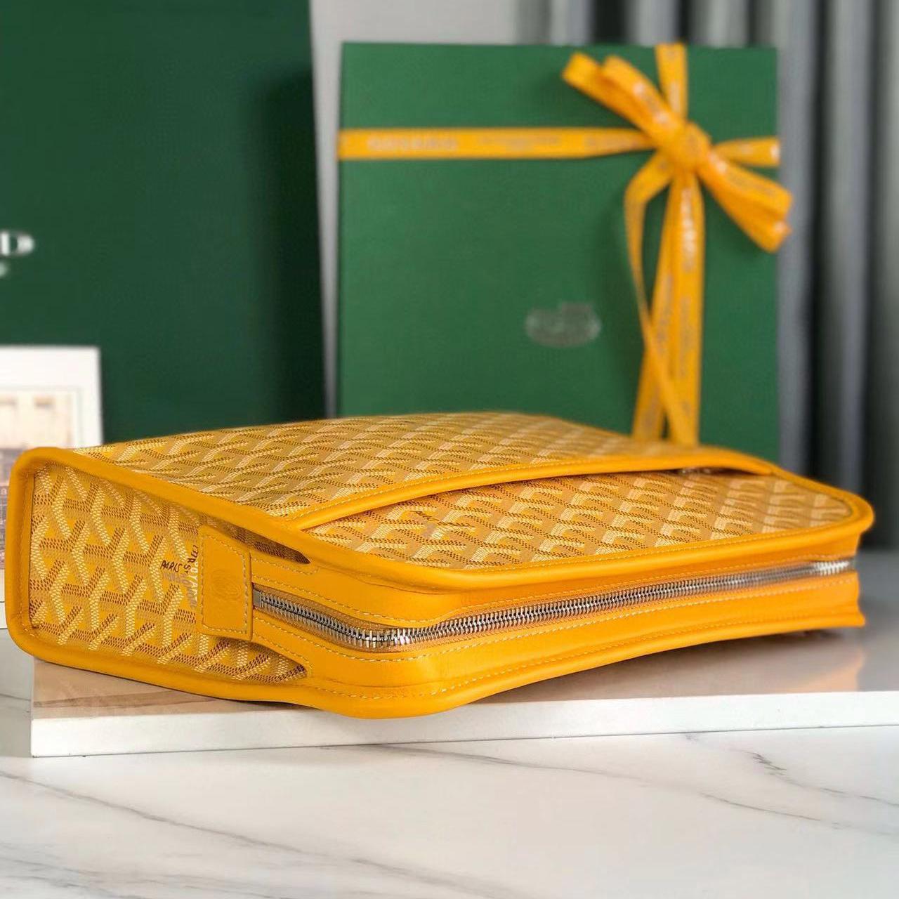 Goyard Jouvence Toiletry Bag - DopestKickz