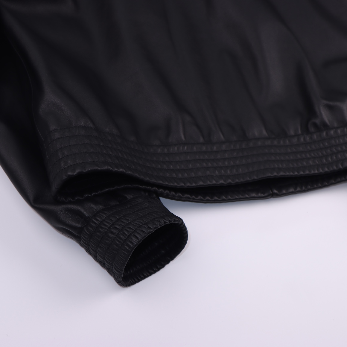 Louis Vuitton Zipped Leather Hoodie   1AFQP6 - DopestKickz