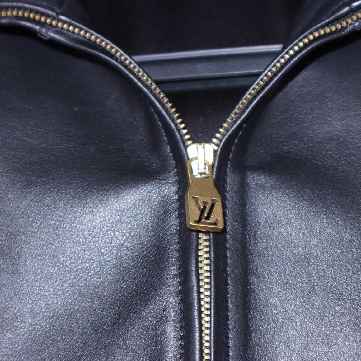 Louis Vuitton Zipped Leather Hoodie   1AFQP6 - DopestKickz