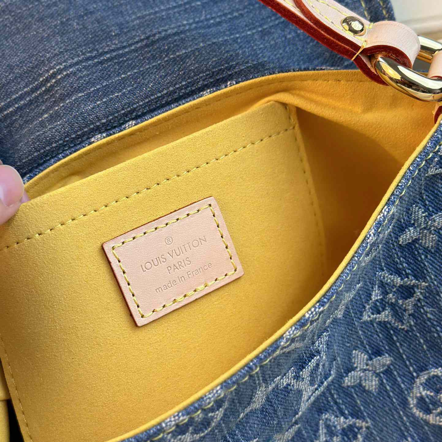 Louis Vuitton 2006 Mini Pleaty Shoulder Bag - DopestKickz