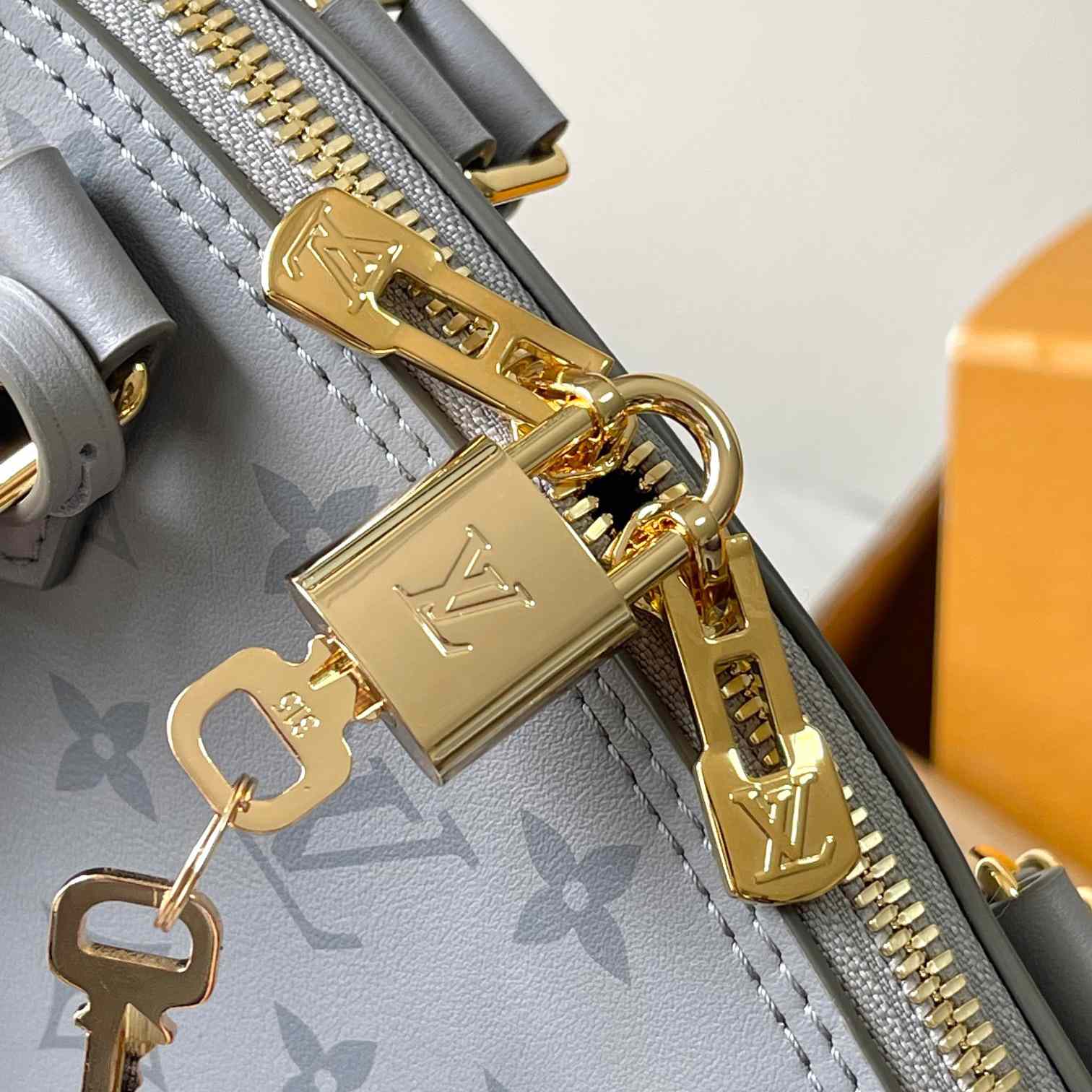 Louis Vuitton Alma BB   M12561 - DopestKickz