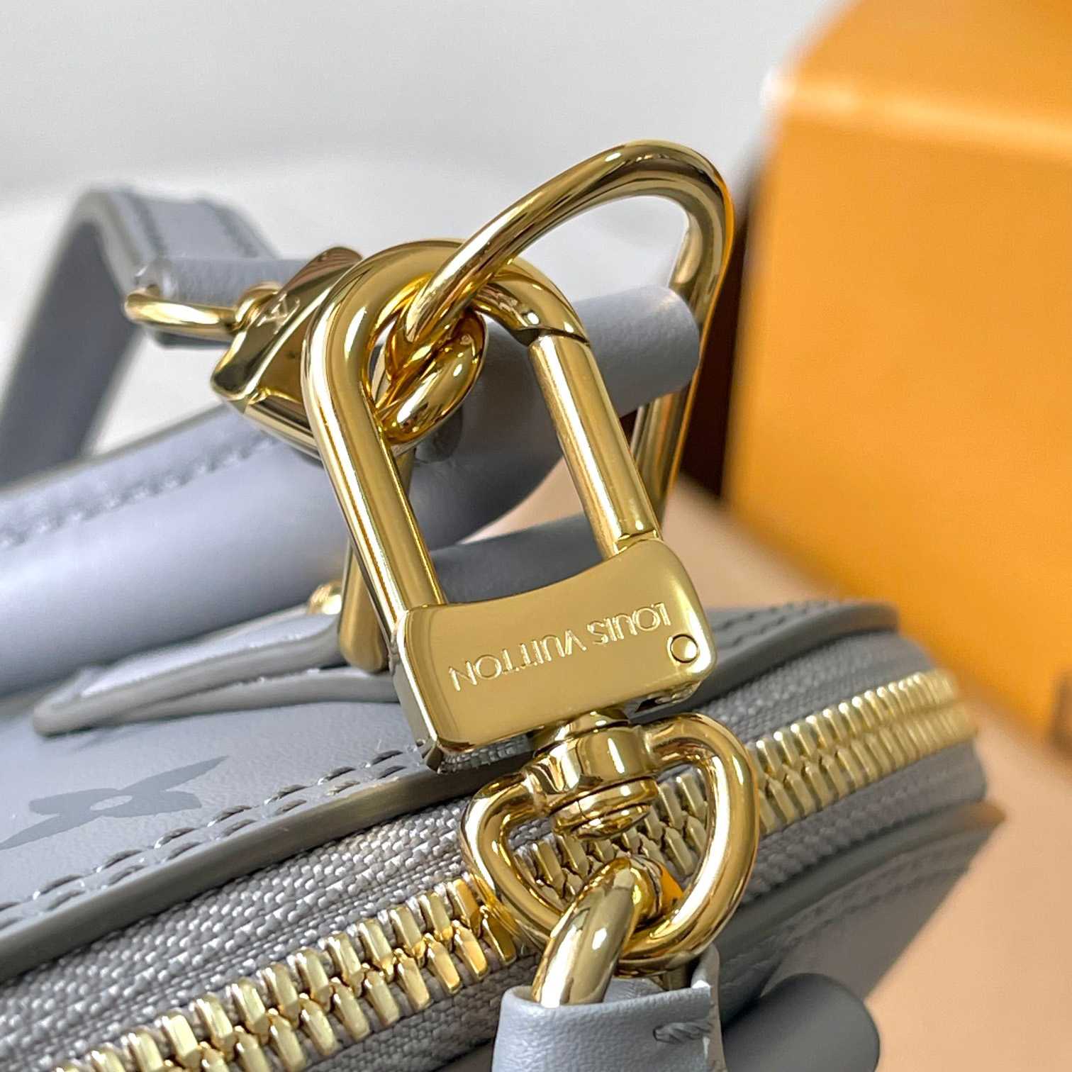 Louis Vuitton Alma BB   M12561 - DopestKickz