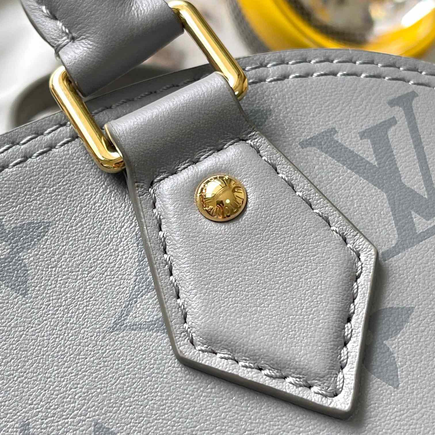 Louis Vuitton Alma BB   M12561 - DopestKickz