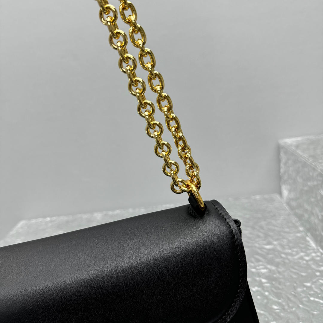 Miu Miu Leather Shoulder Bag - DopestKickz