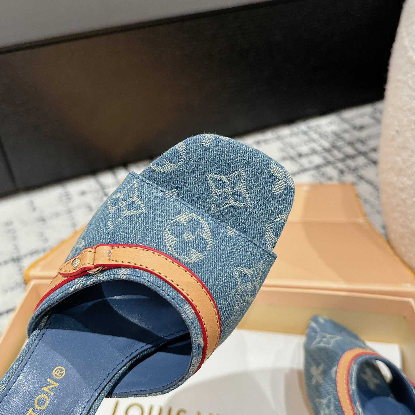 Louis Vuitton Neo Revival Mule   - DopestKickz