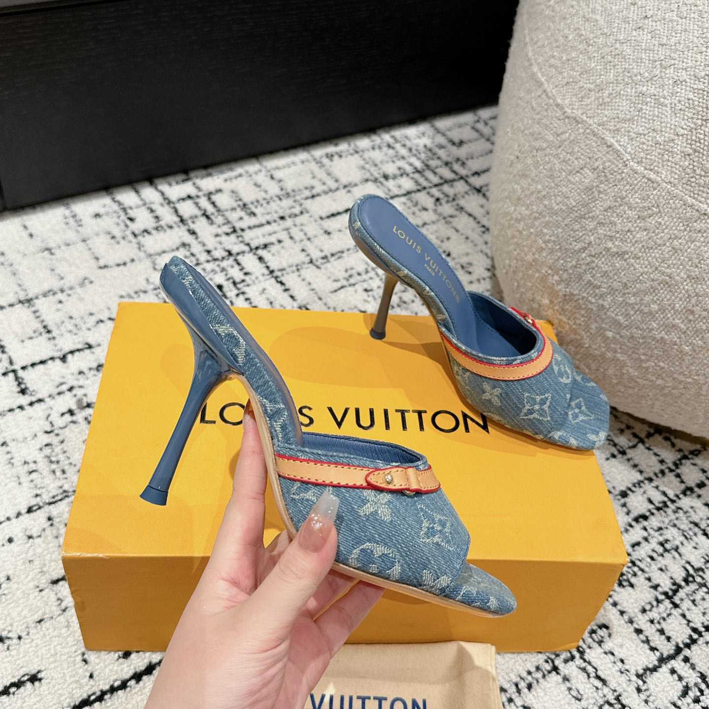 Louis Vuitton Neo Revival Mule   - DopestKickz