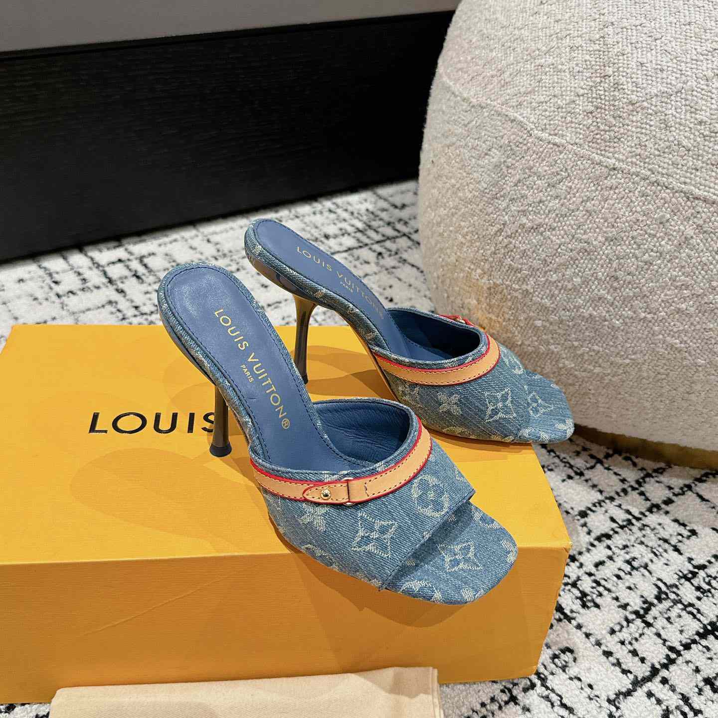Louis Vuitton Neo Revival Mule   - DopestKickz