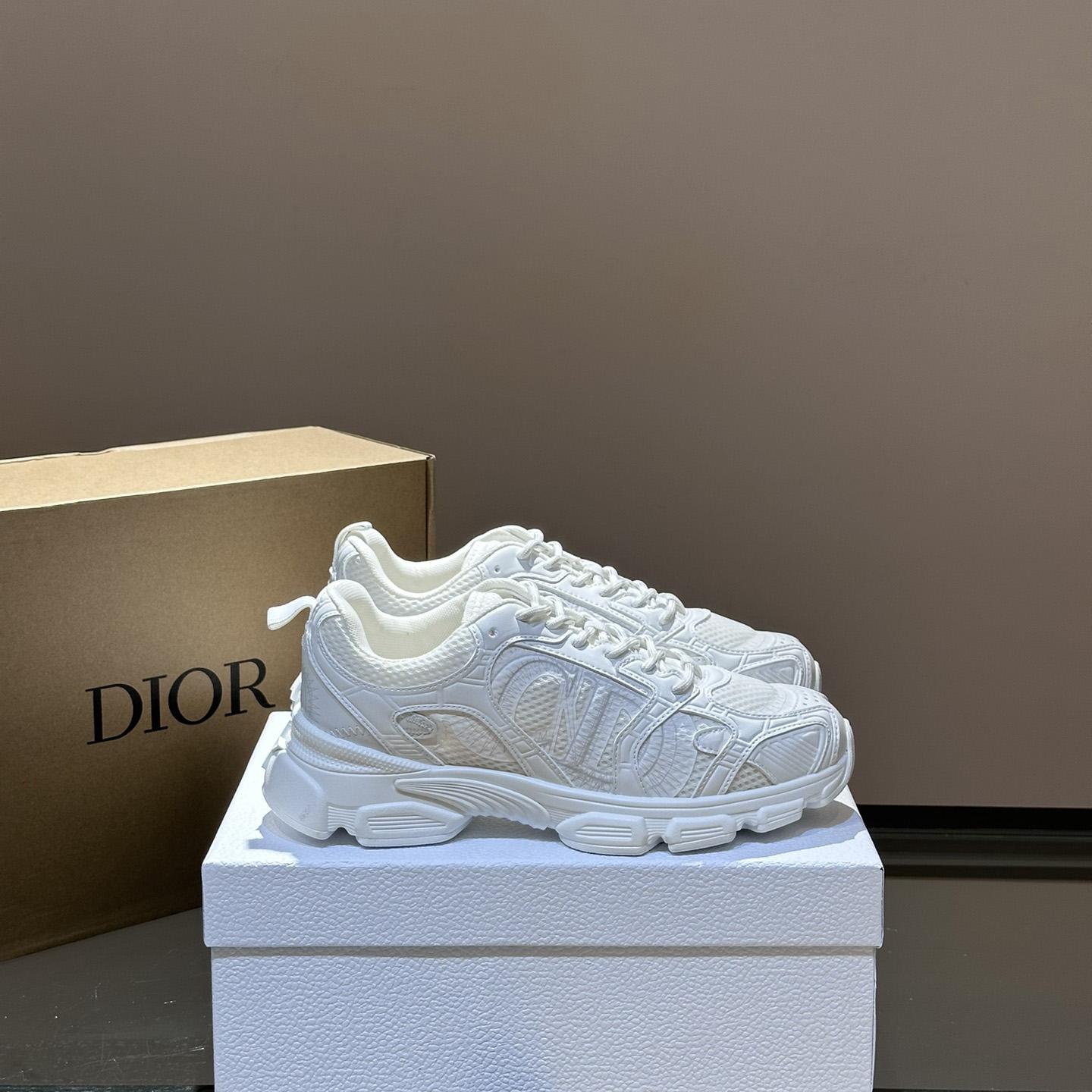 Dior Chrono Sneaker  - DopestKickz