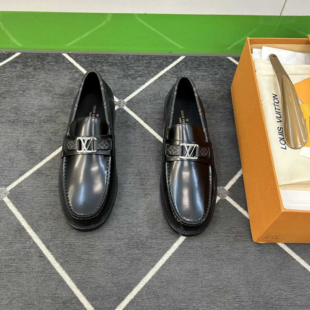 Louis Vuitton Men's Major Leather Loafers - DopestKickz
