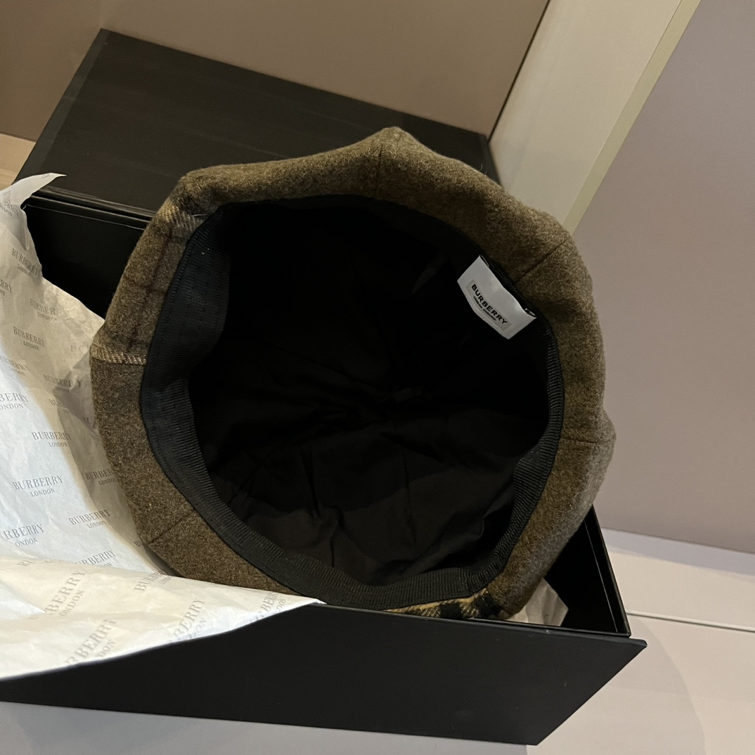 Burberry Beret Hat - DopestKickz