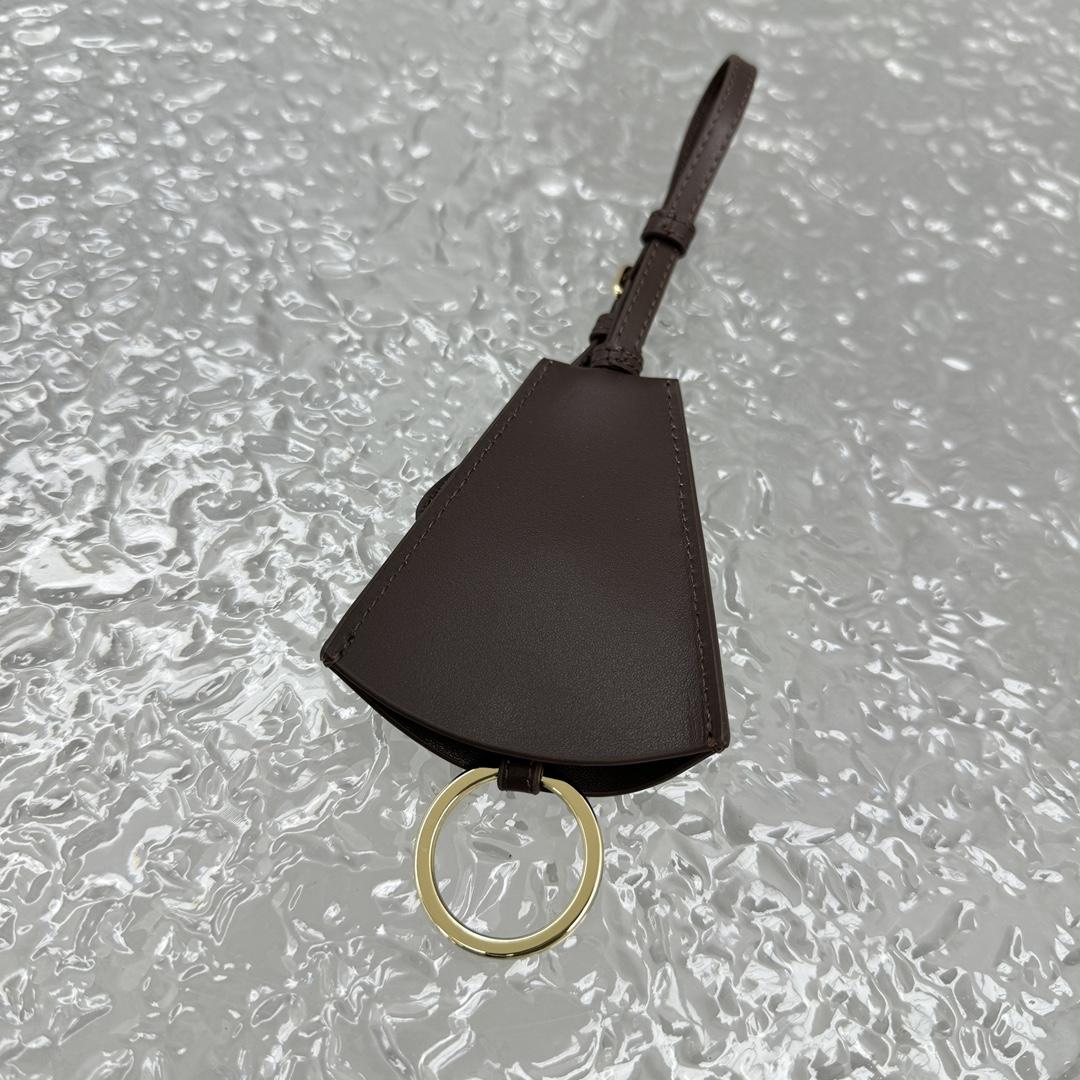 Miu Miu Logo-lettering Leather Trick - DopestKickz