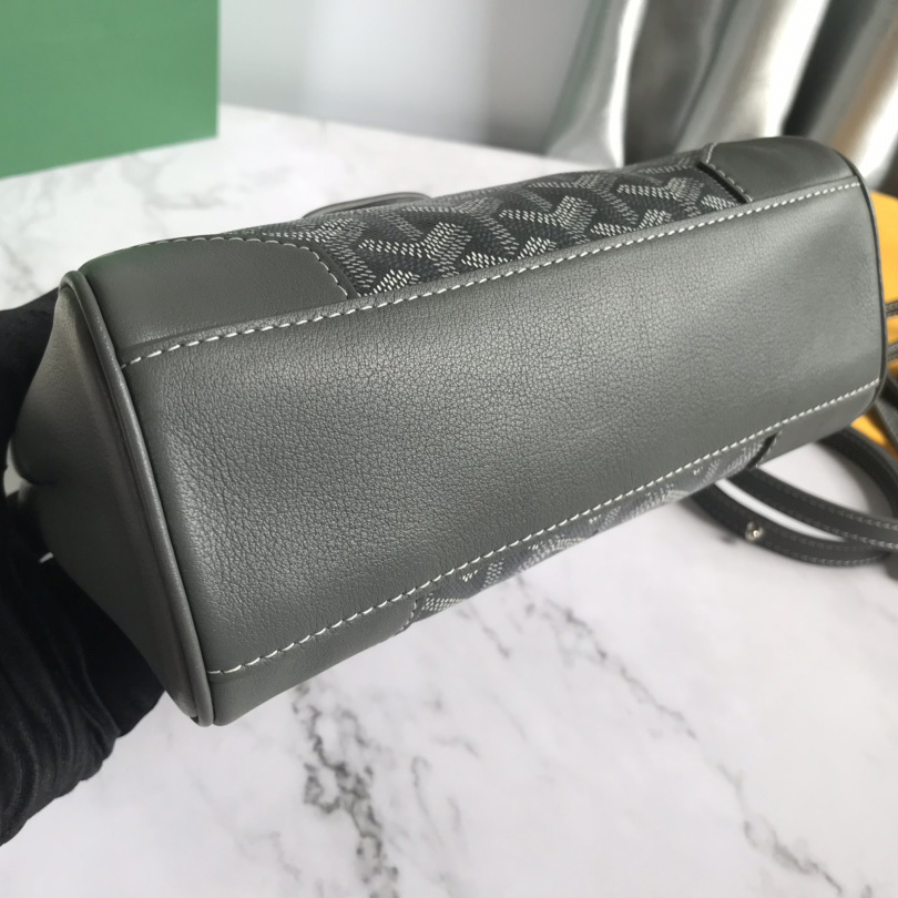 Goyard Saïgon Souple Mini Bag - DopestKickz