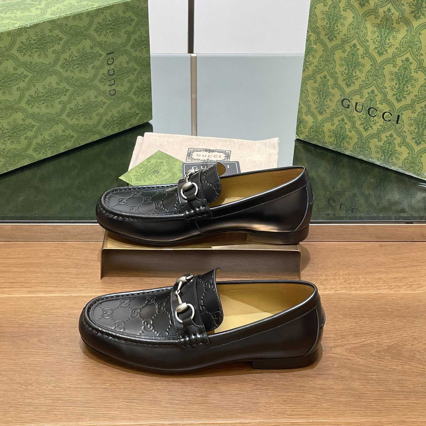 Gucci Men's Loafer With Horsebit - DopestKickz