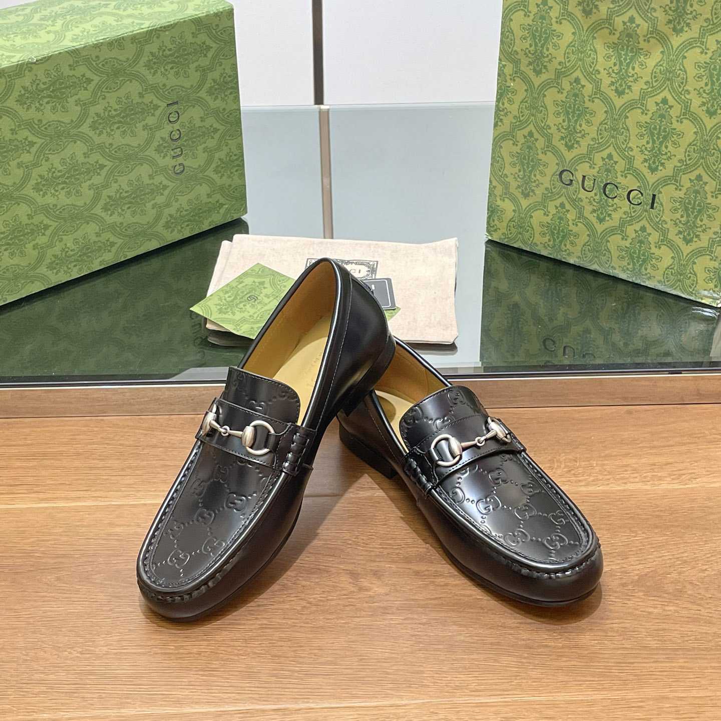 Gucci Men's Loafer With Horsebit - DopestKickz