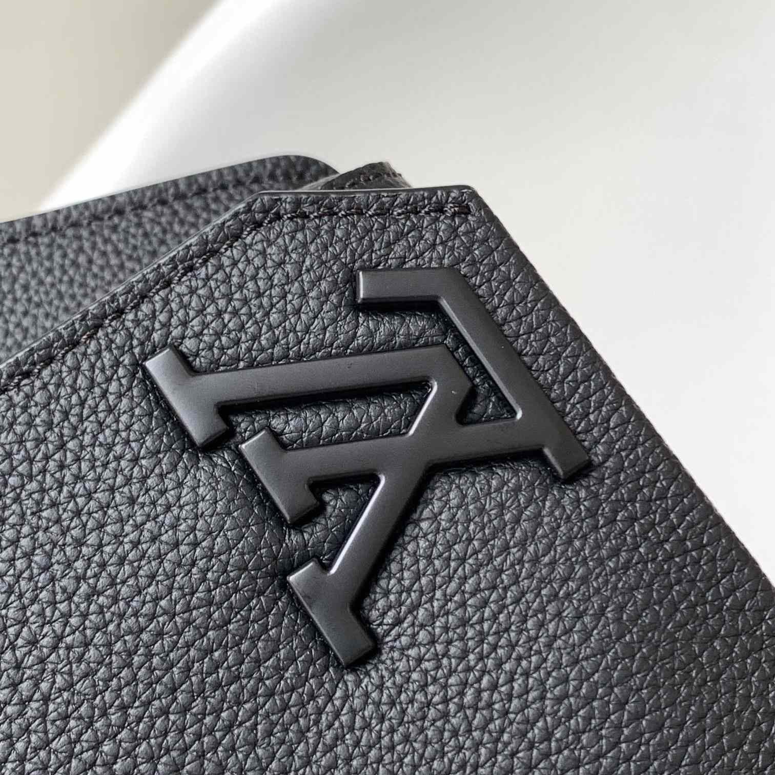 Louis Vuitton Takeoff Sling  M57081 - DopestKickz