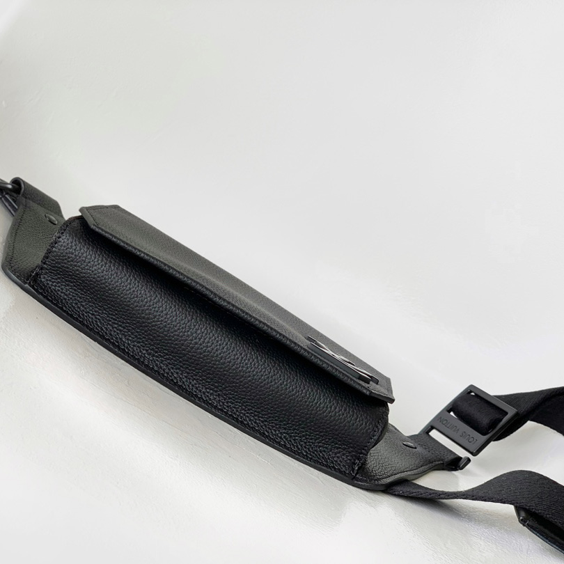 Louis Vuitton Takeoff Sling  M57081 - DopestKickz