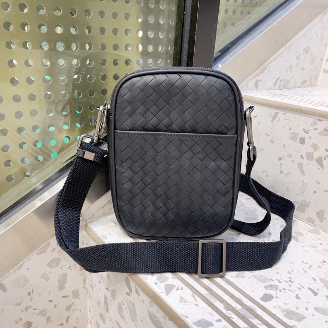Bottega Veneta Crossbody Bag  - DopestKickz