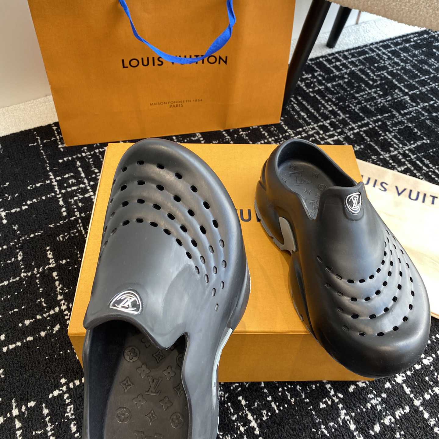 Louis Vuitton LV Shark Clog   1ABSN3 - DopestKickz