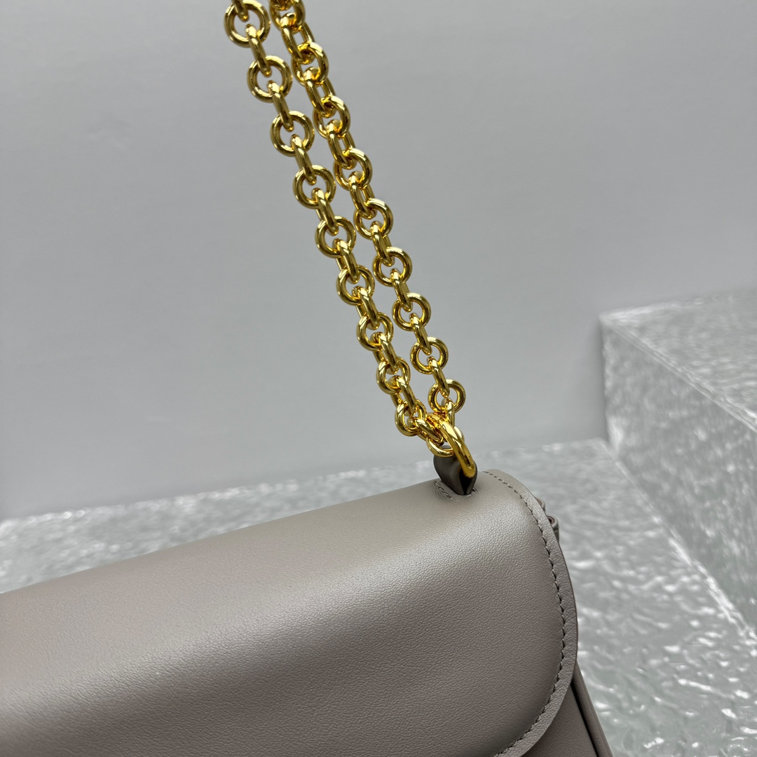 Miu Miu Leather Shoulder Bag - DopestKickz