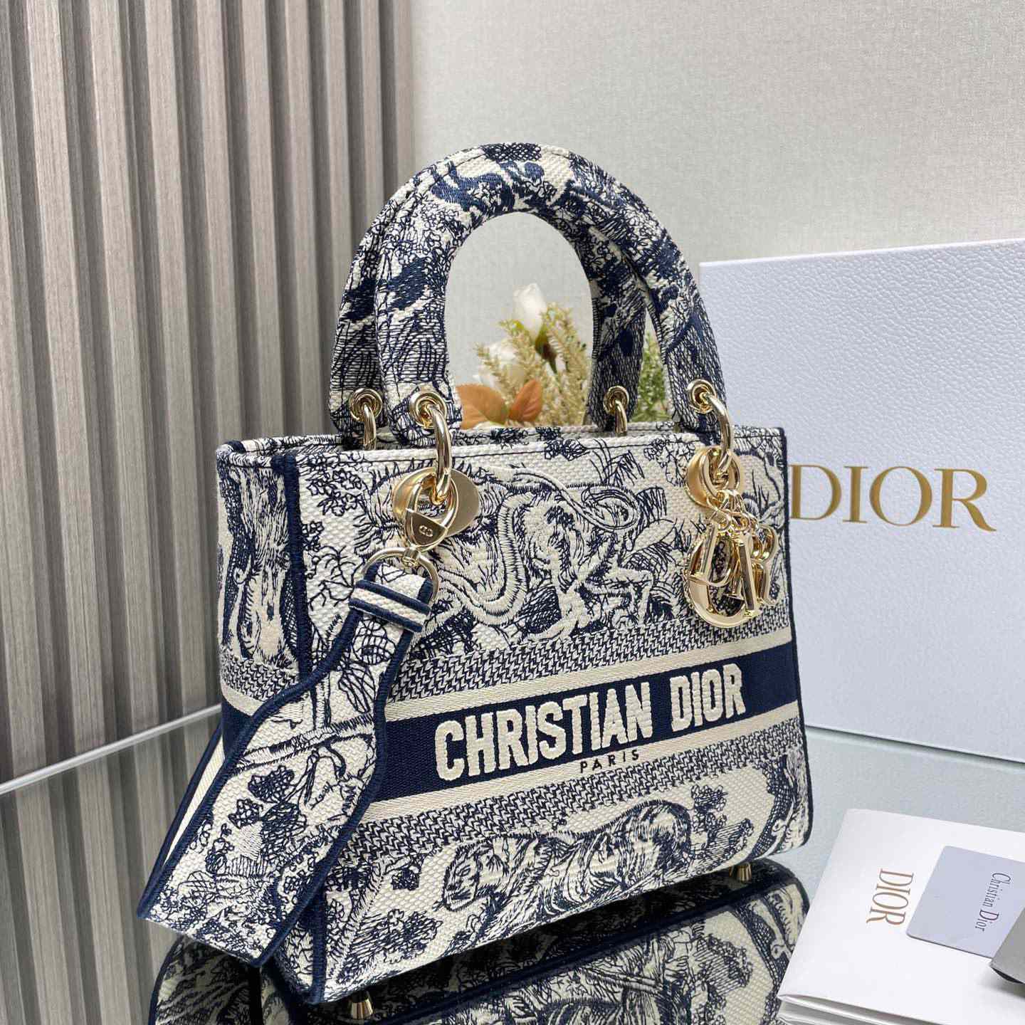 Dior Dioramour Medium Lady D-Lite Bag - DopestKickz