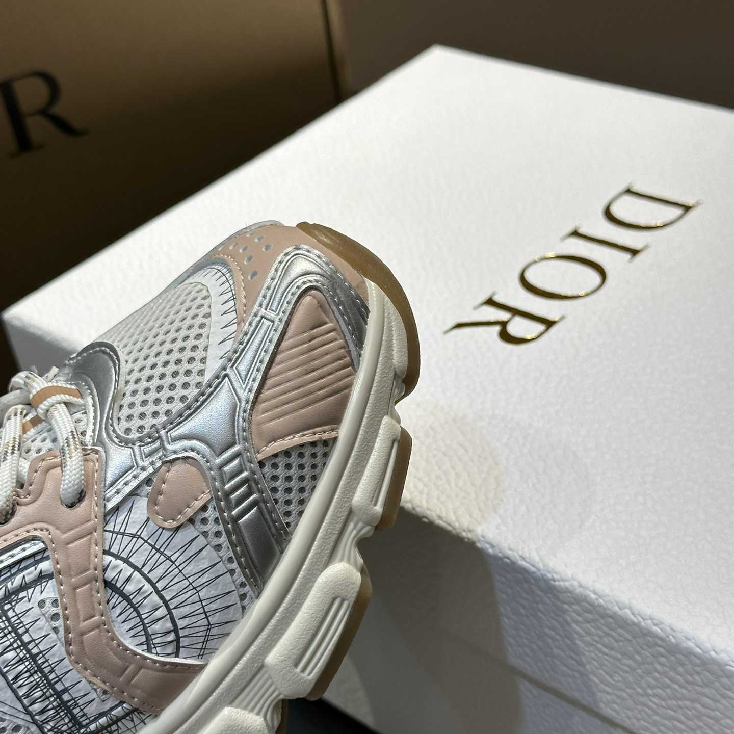 Dior Chrono Sneaker      - DopestKickz